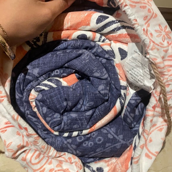 Brand new patina vie comforter - Picture 3 of 3